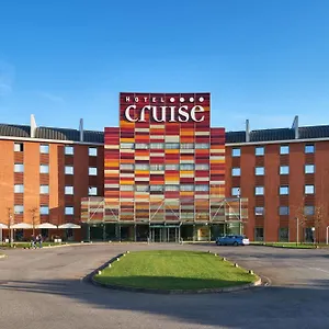 Cruise Otel